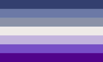 This flag has 7 even horizontal stripes which are colored (top to bottom) grey-blue, light grey-blue, grey, white, light lavender, purple, and dark purple.